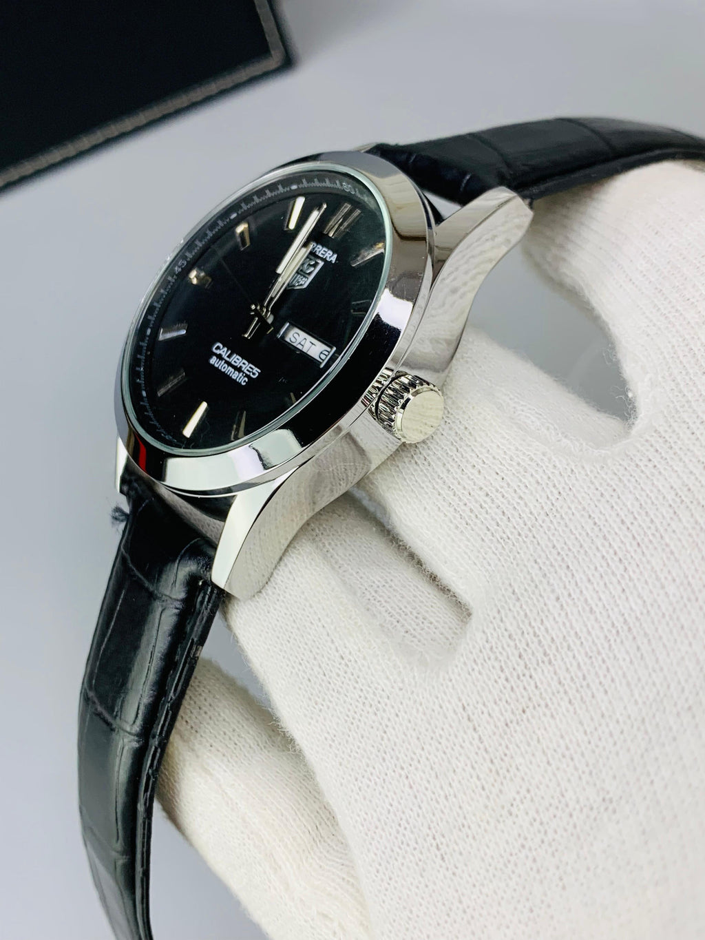 Day & Date Working Leather Strap Watch