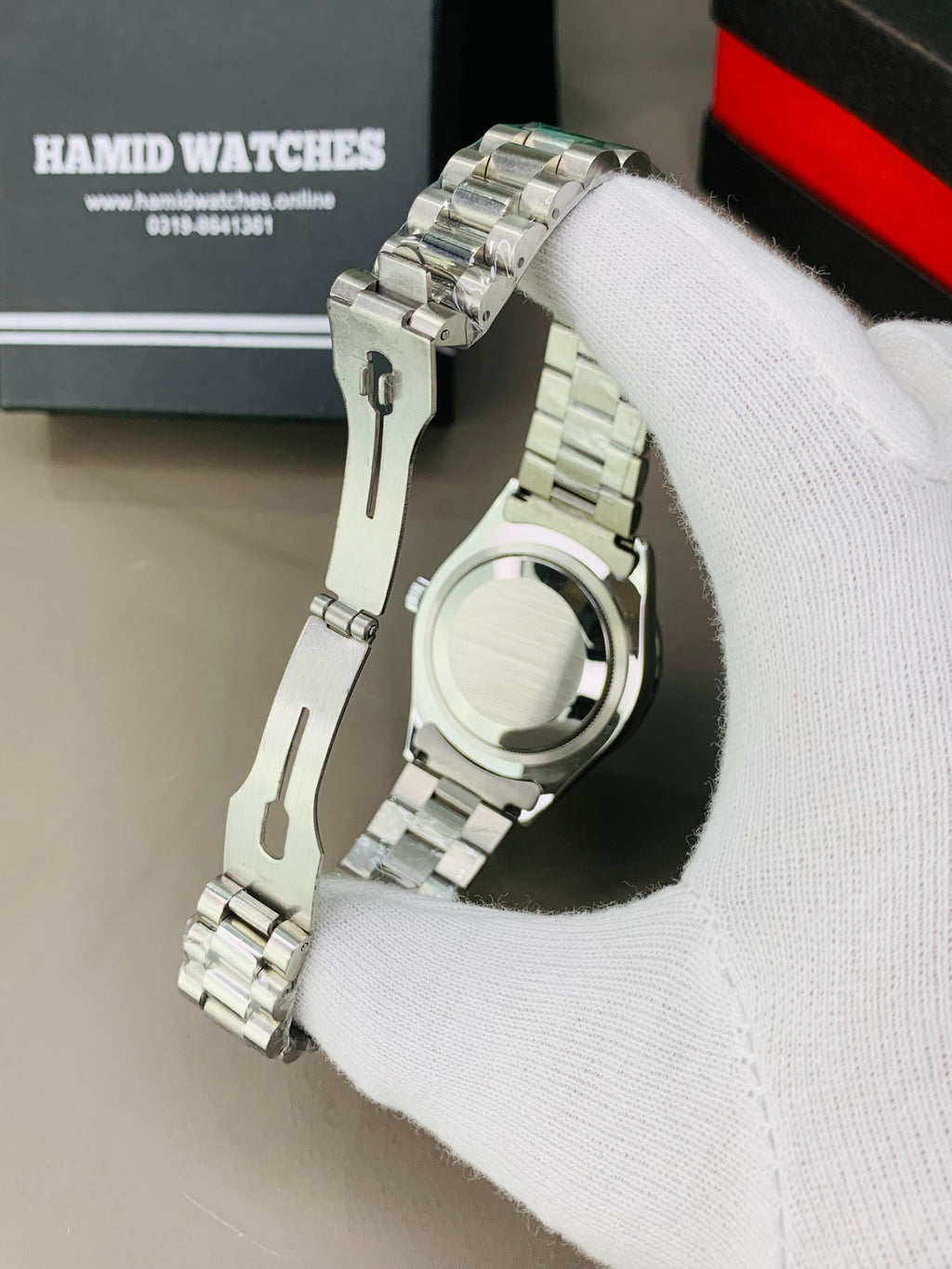 Date Adjustment | Silver Black