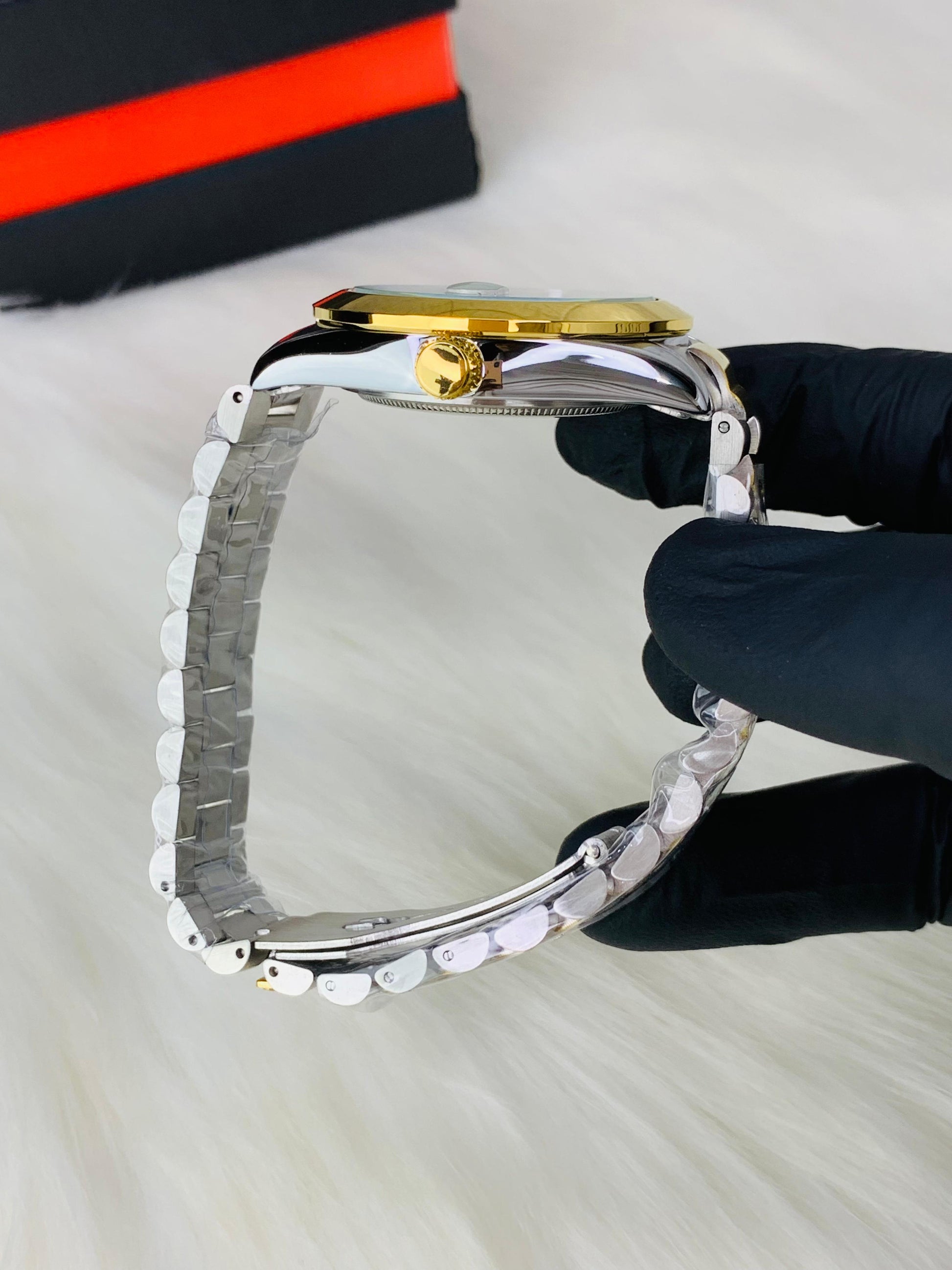 Black Dial | Two Tune