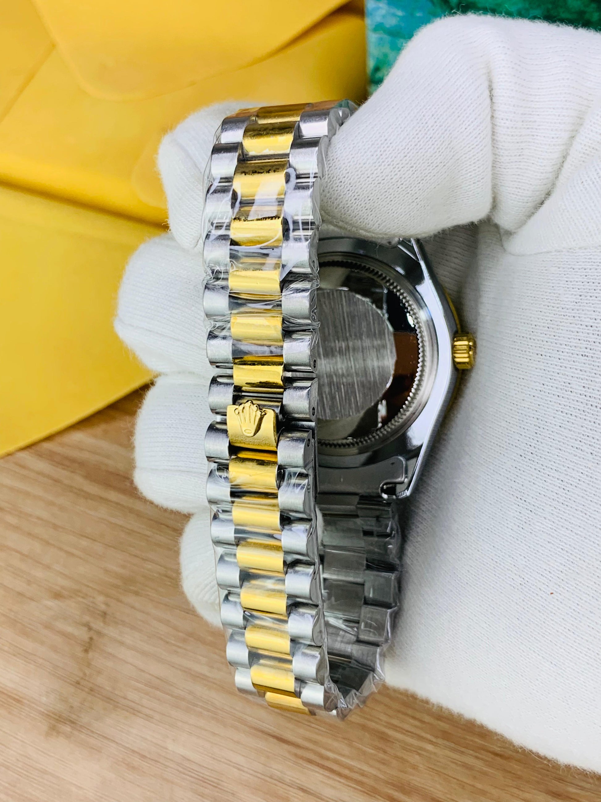 Diamond Embossed Dial Two Tune Model