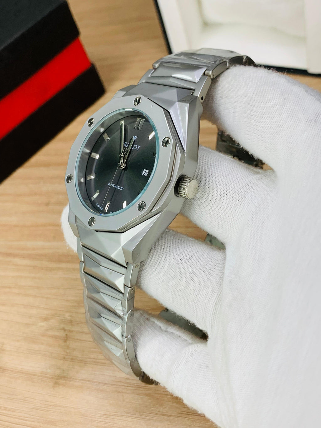 HB Diamond Cut Black