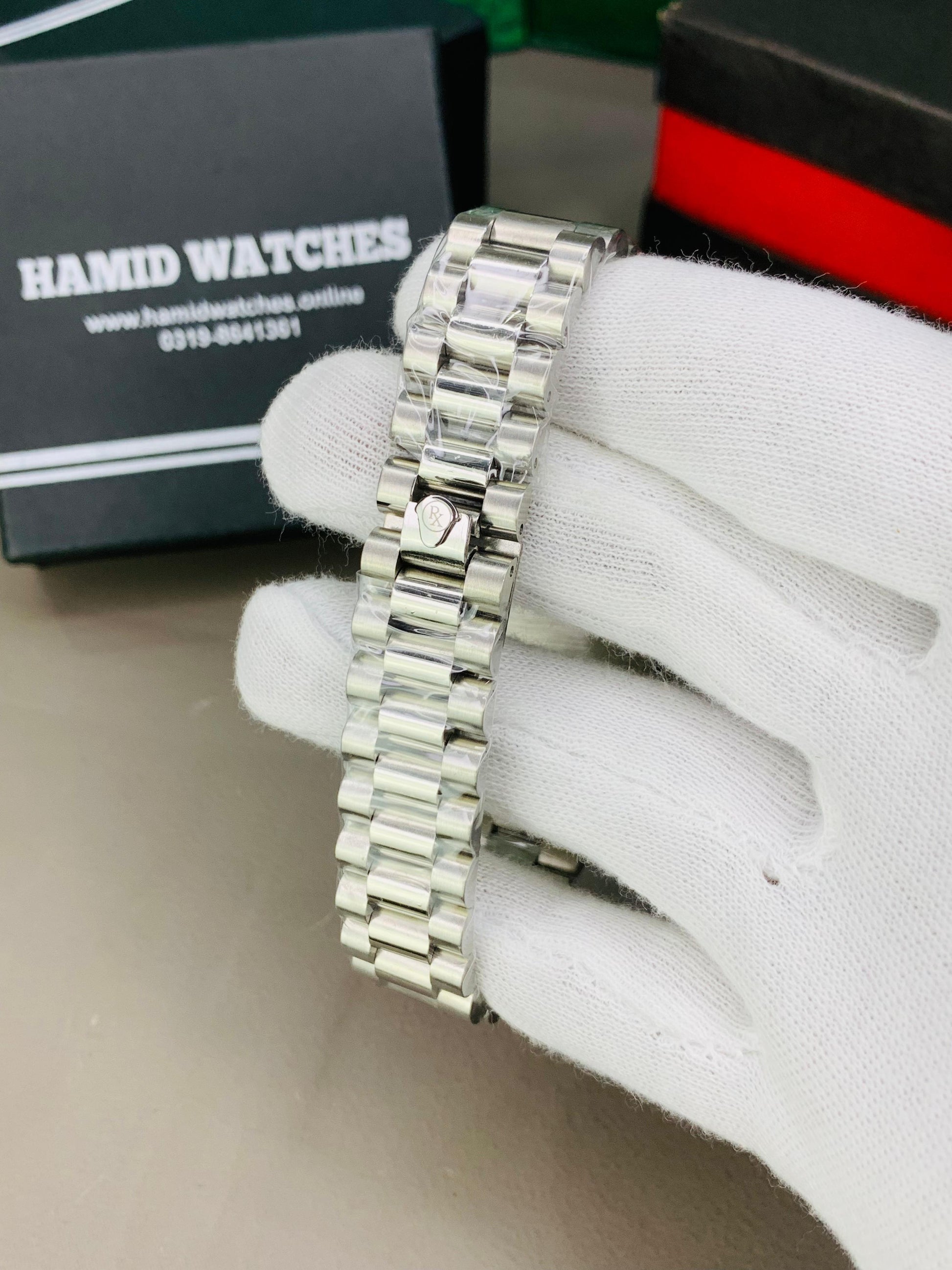 Date Adjustment | Silver Black