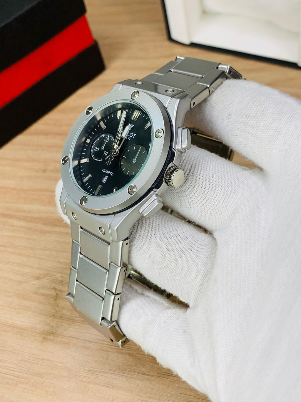 HB Chronograph Design